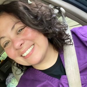 Meet your Posher, Laci